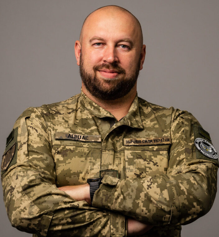 Генадій Левітас, 